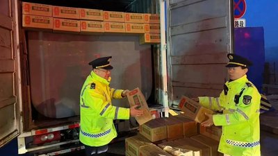【快讯】北京查获一非法改装、伪装、无证运输危险货物